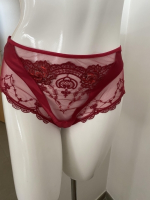 tellement glamour rood