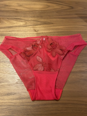 glamour couture rood